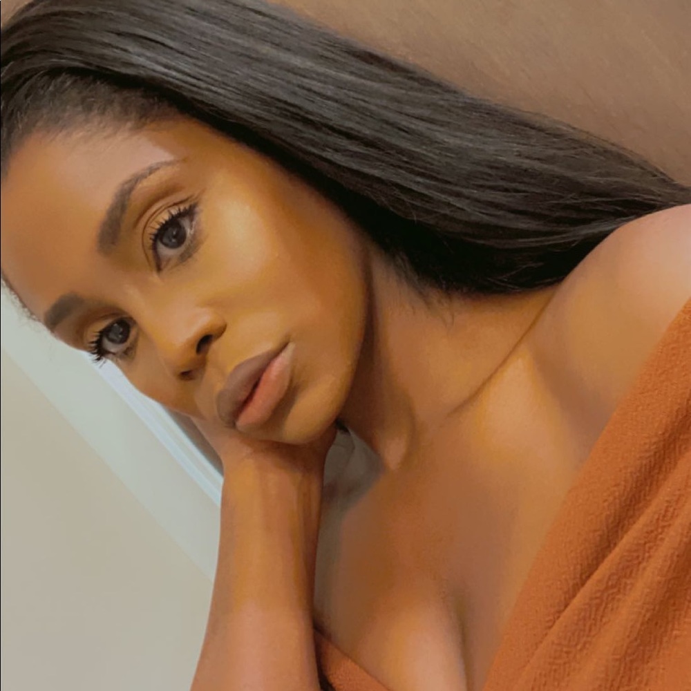 Meet your Posher, Dr. alexandria